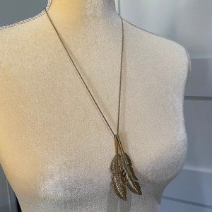Gold double feather necklace